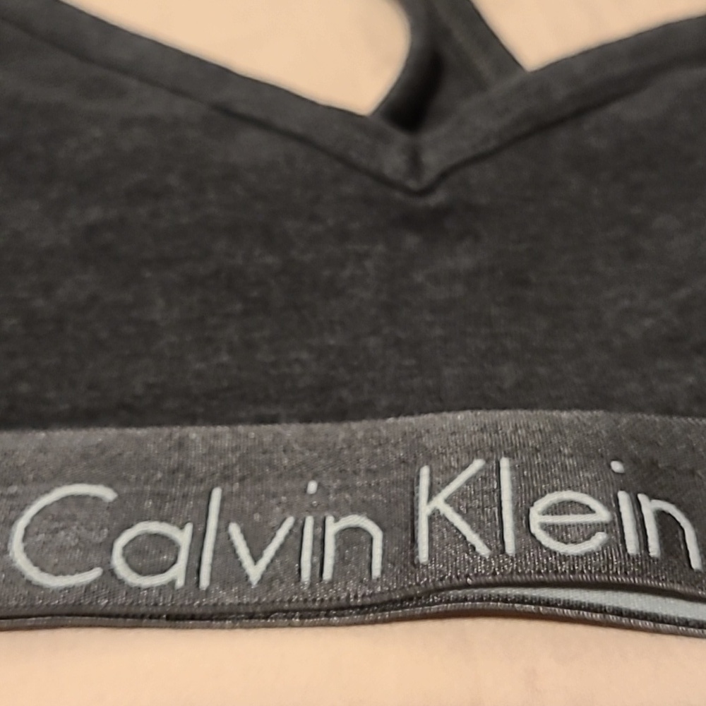 Calvin Klein Triangle Bra size Medium‎ - Picture 5 of 6